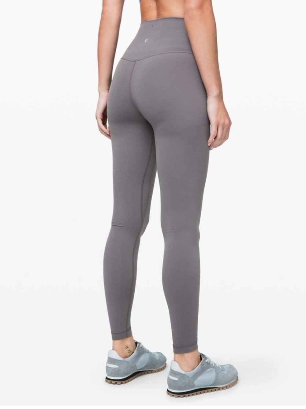 Lululemon Align Pant 28"
Titanium size 6 EUC